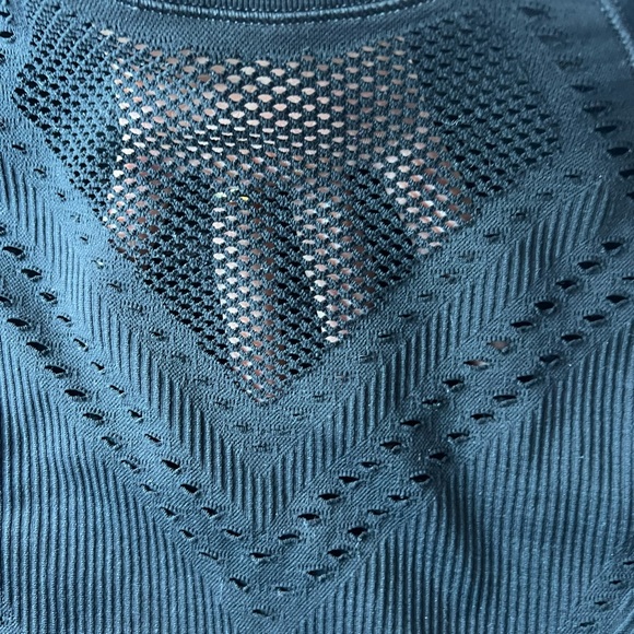 Athleta Mesh Fitted Long Sleeve Top Black Size S - Picture 4 of 7